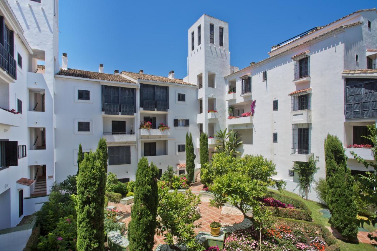 מארבלה Beachfront Luxury Complex With Tropical Gardens & Pools מראה חיצוני תמונה
